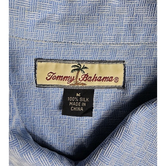 Tommy Bahama Button Up Mens M Blue Silk Embroidered Cafe Paradise Bar Girl Camp - Picture 4 of 7